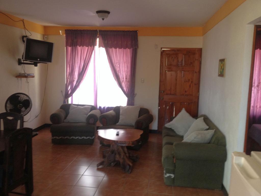 Royal Heights Hotel Jicaral Стая снимка